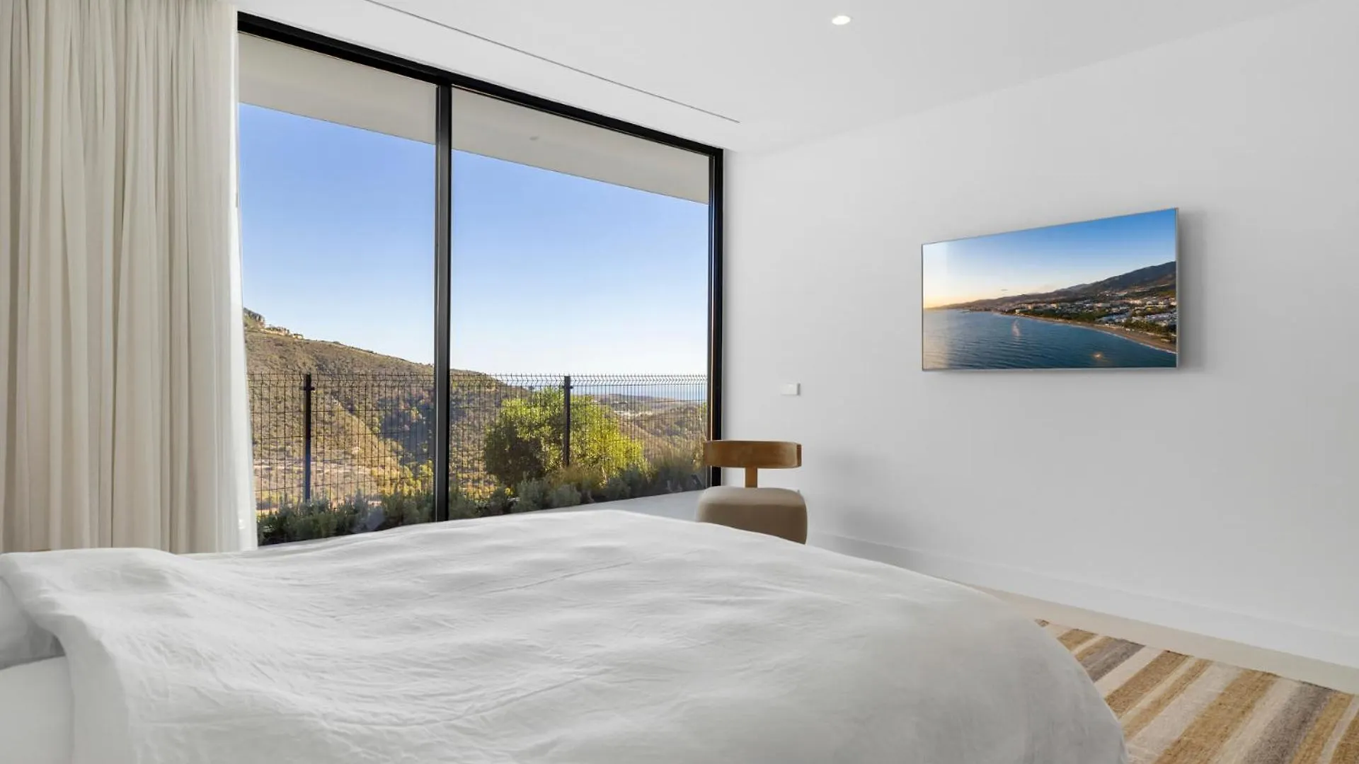 Exclusive Villa Imagine Marbella Breathtaking Panoramic Sea Views Heated Infinity Pool Benahavís